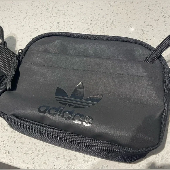 Adidas Bag - Picture 2 of 4